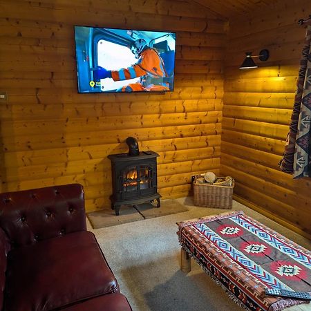 לאות' Pineshadow Lodge-Dog Friendly Kenwick Park Louth מראה חיצוני תמונה