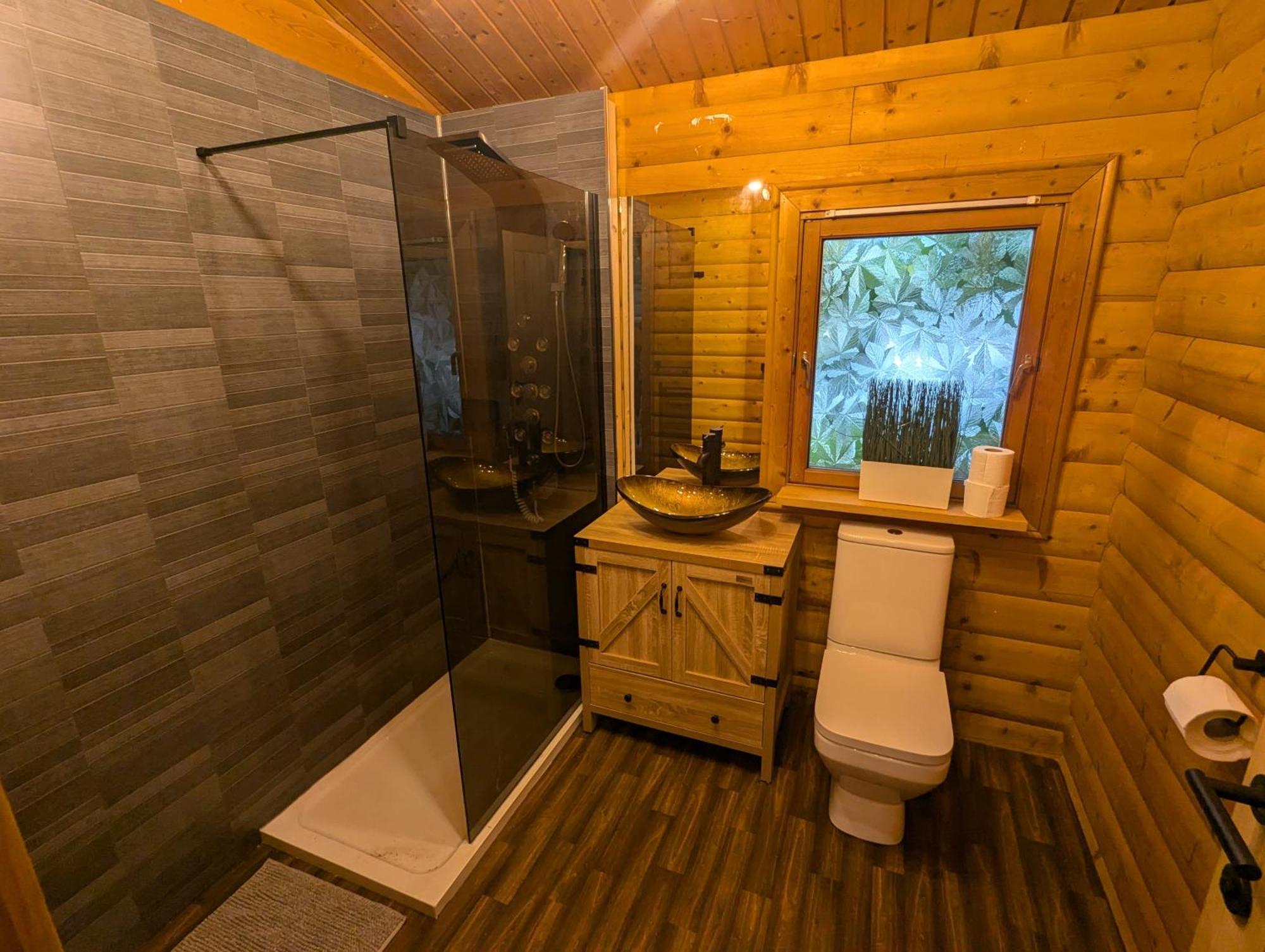לאות' Pineshadow Lodge-Dog Friendly Kenwick Park Louth מראה חיצוני תמונה